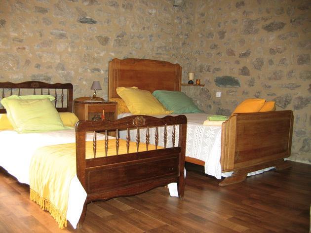 La Ferme Des Genets Bed & Breakfast Medeyrolles Exterior photo